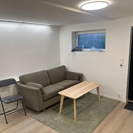 Apartment Family Friendly With Parking *